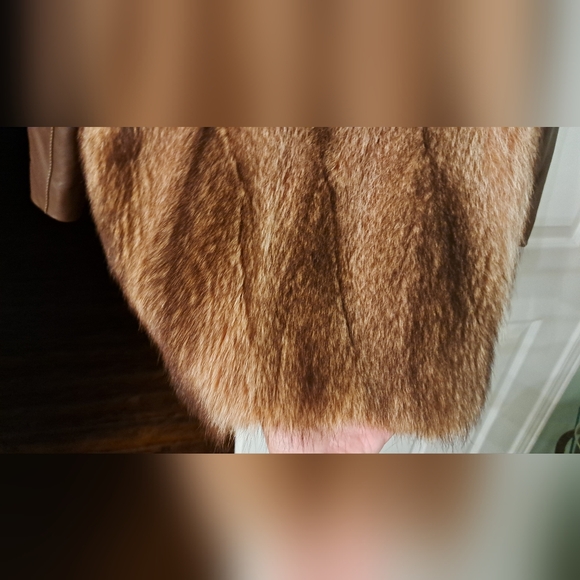 Genuine Leather & Fur Jacket. Custom-made in Canada. - Picture 9 of 14